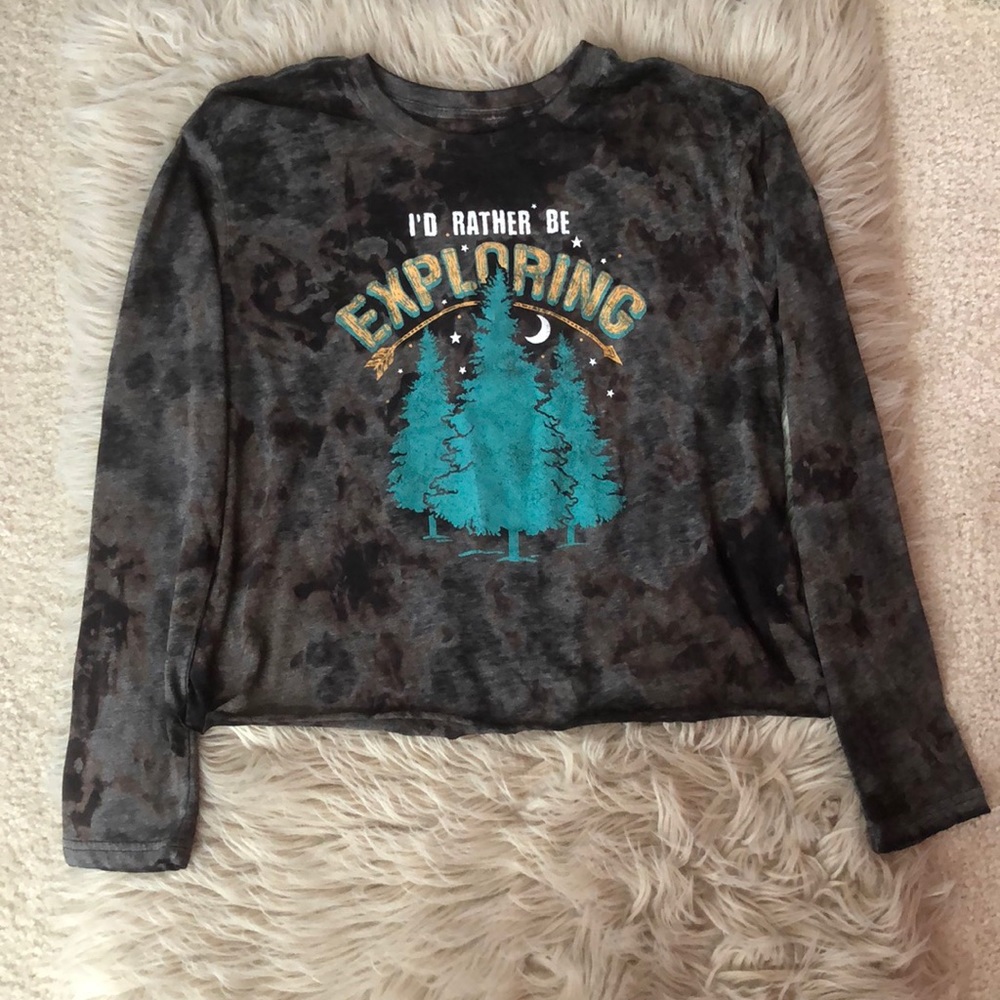 NWOT custom tie dye Exploring graphic tee